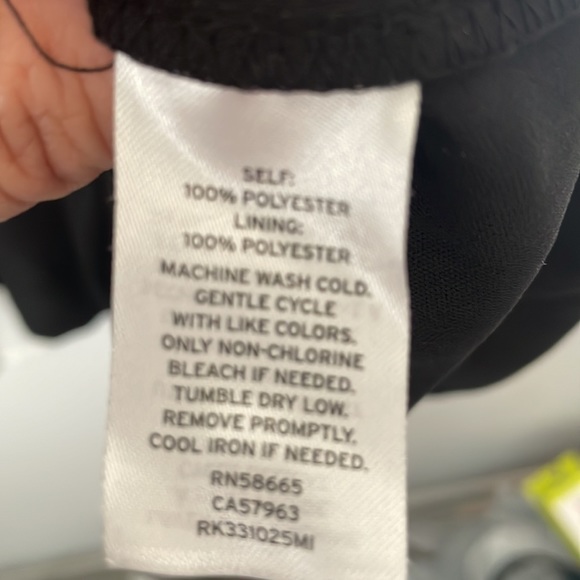 Free Press Jumper - Picture 6 of 6